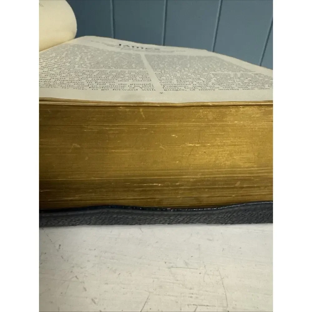 holy bible good‎ samaritan edition clarified Consolidated book publishers